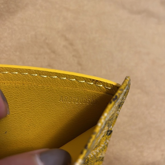 Authentic Goyard K5 Yellow Men’s Wallet - Picture 7 of 7